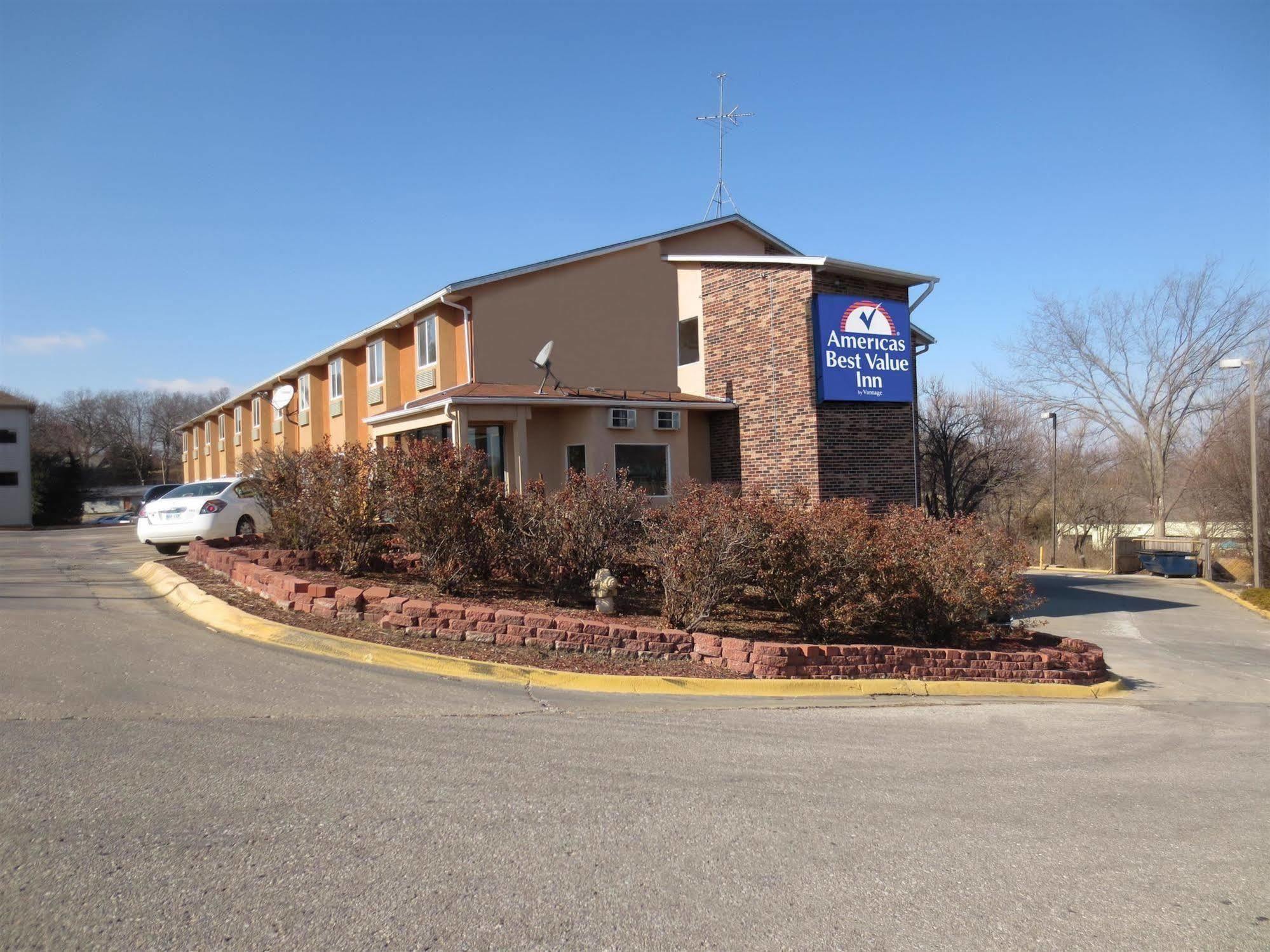 American Best Value Inn Lawrence Exterior foto